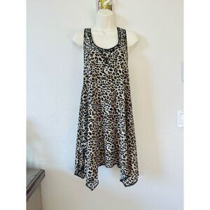 Isabella Rodriguez lightweight sleeveless asymmetrical hem cheetah‎ print v neck